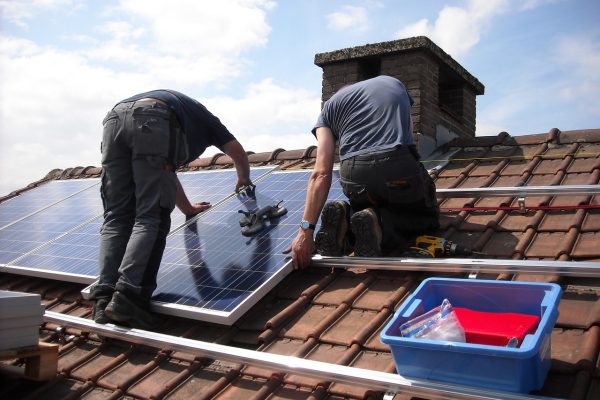 solar-panels-943999_1280 (1)